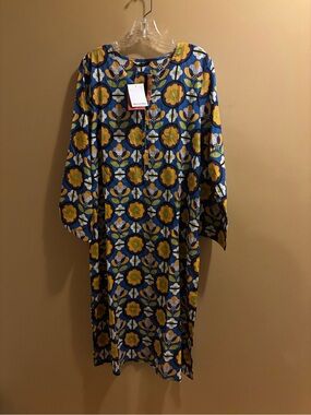 ⭐️⭐️Beech Tree Blue and Yellow Floral Long Sleeve Shift Dress